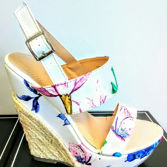 NEW! CUTE! Colorful Floral  Wedge! Heel! - Picture 5 of 13